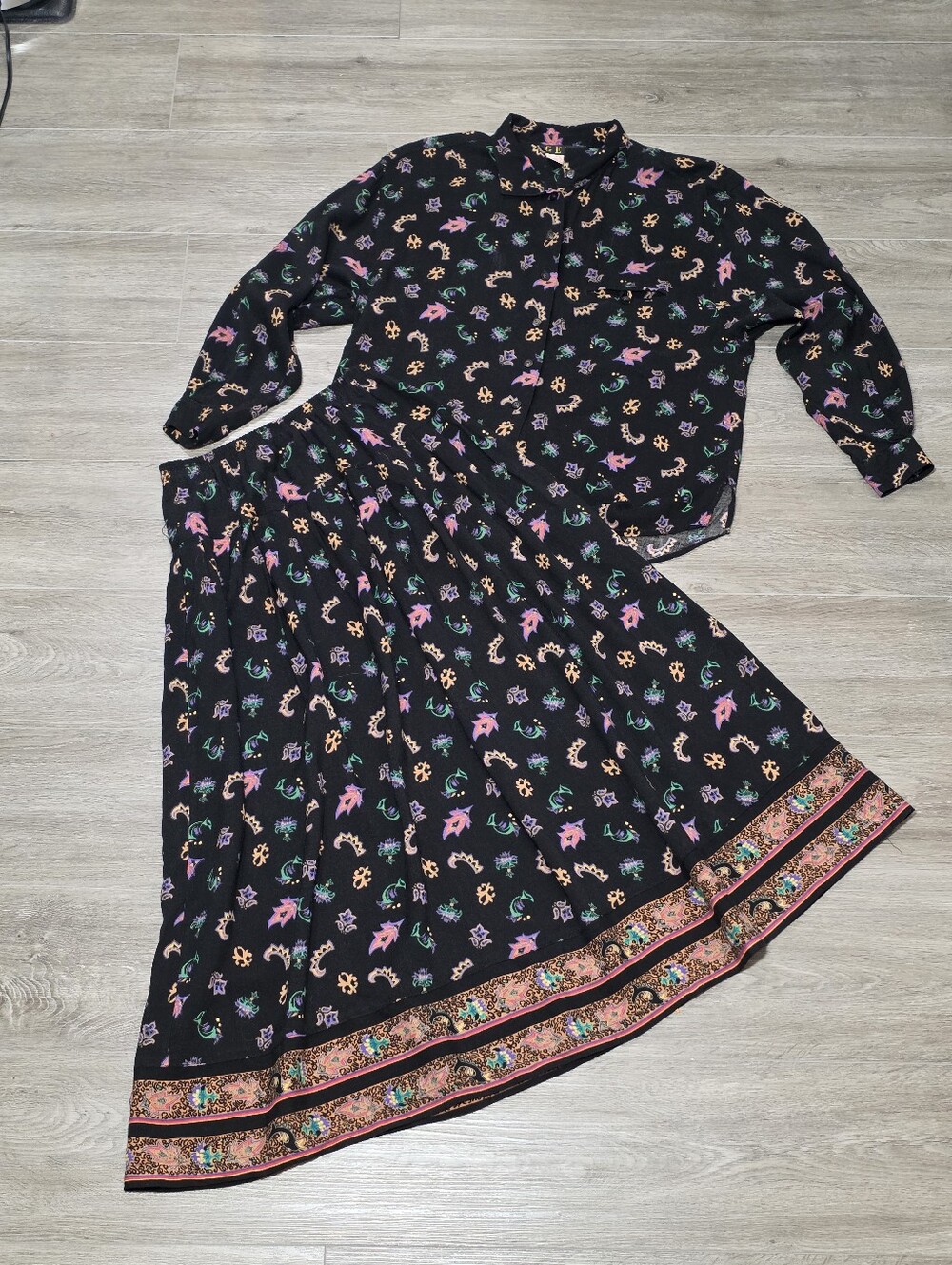 Vintage 80's Maxi Skirt & Long Sleeve Top 100% Rayon BoHo Abstract Shapes